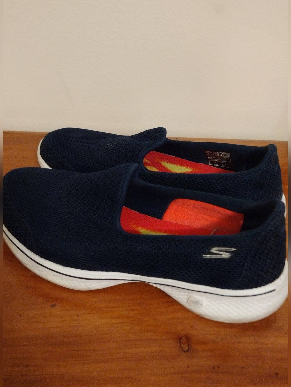 Skechers Goga Max Women's Shoes